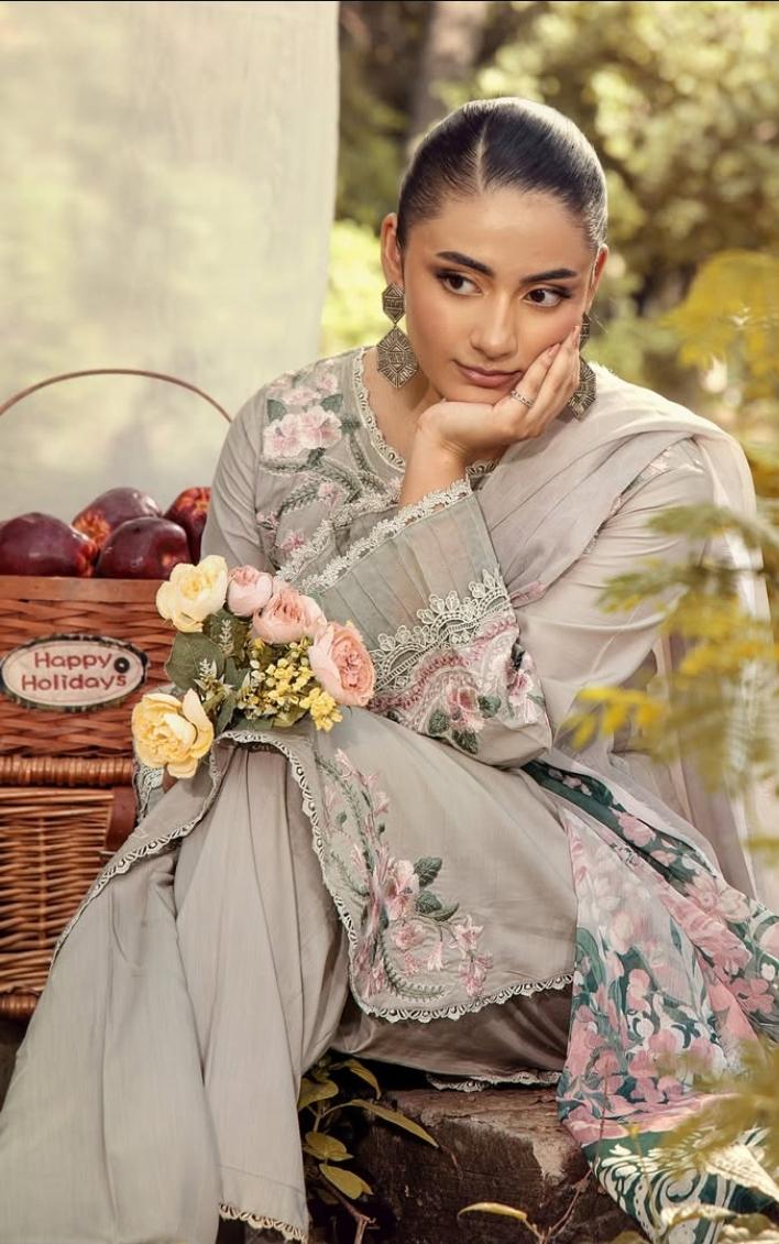 Embroidered Viscose Salwar Kameez | Pakistani Digital Print 3-Piece Suit