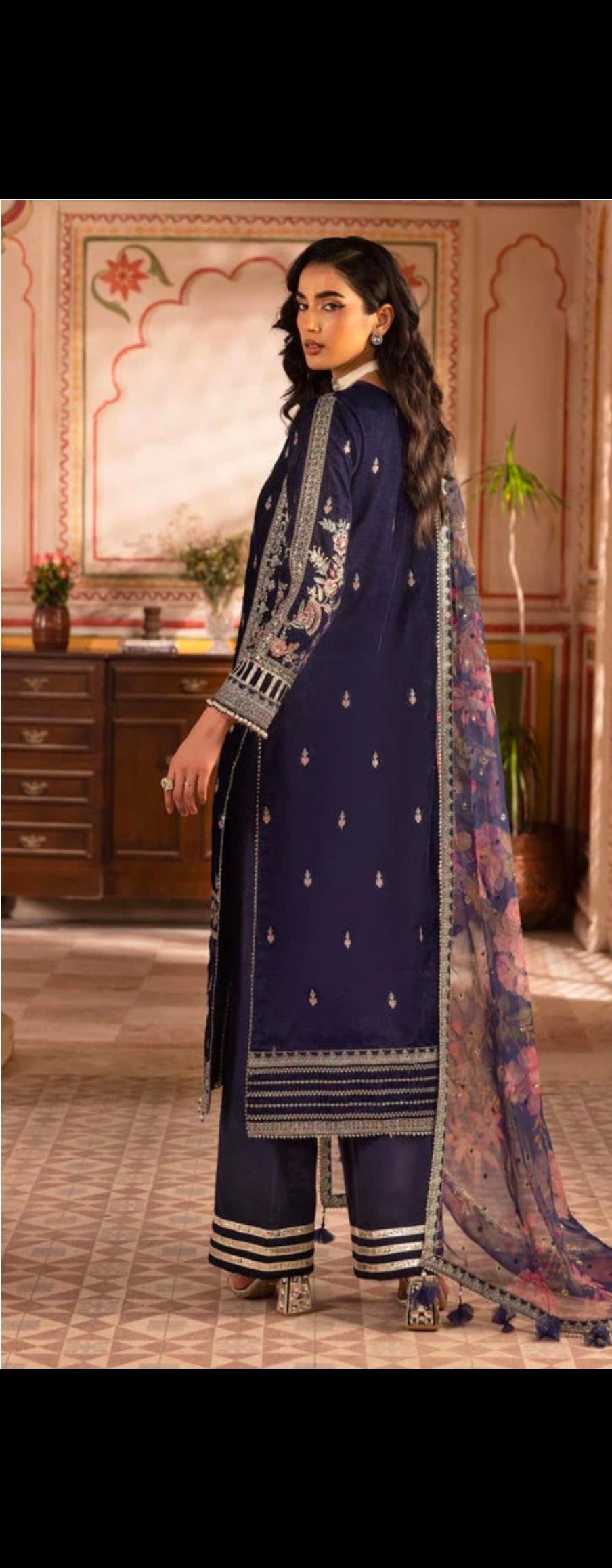 Velvet Luxury Salwar Kameez: Pakistani Wedding Guest Outfit