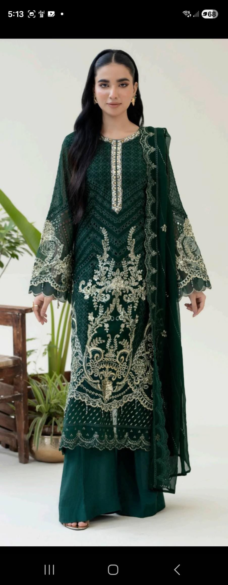 Chiffon Salwar Kameez: Pakistani Wedding Guest Outfit
