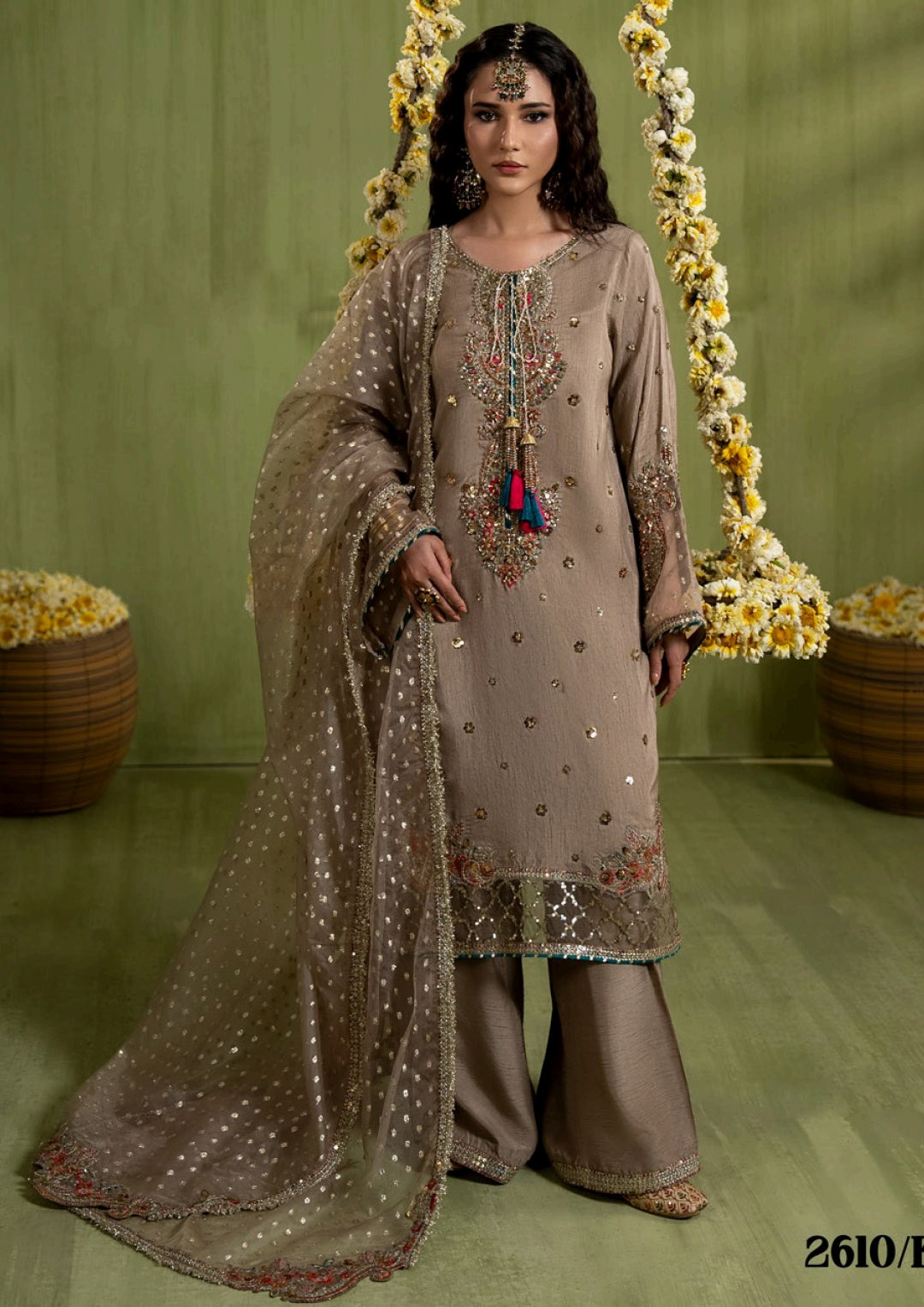 Elegant Raw Silk Pakistani Dress | Embroidered 3-Piece Wedding Outfit Canada