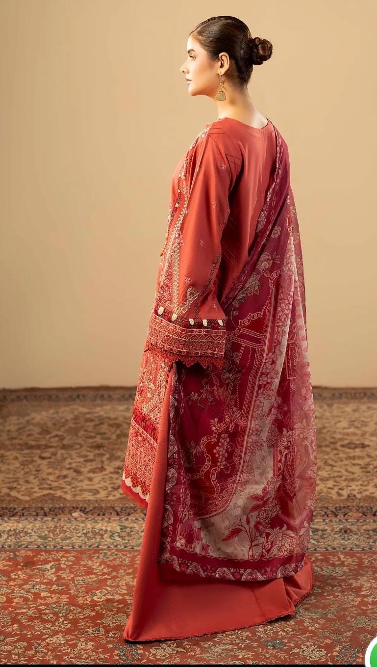Linen Luxury Salwar Kameez: Pakistani Wedding Guest Outfit