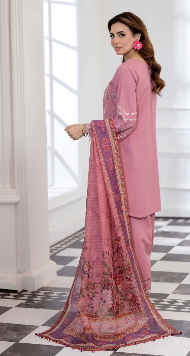 Dhanak Luxury Salwar Kameez: Pakistani Wedding Guest Outfit
