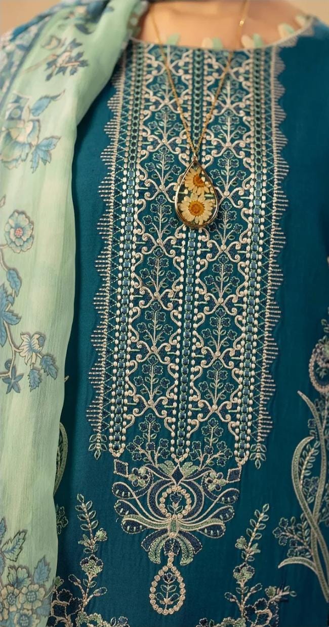 Linen Luxury Salwar Kameez: Pakistani Wedding Guest Outfit
