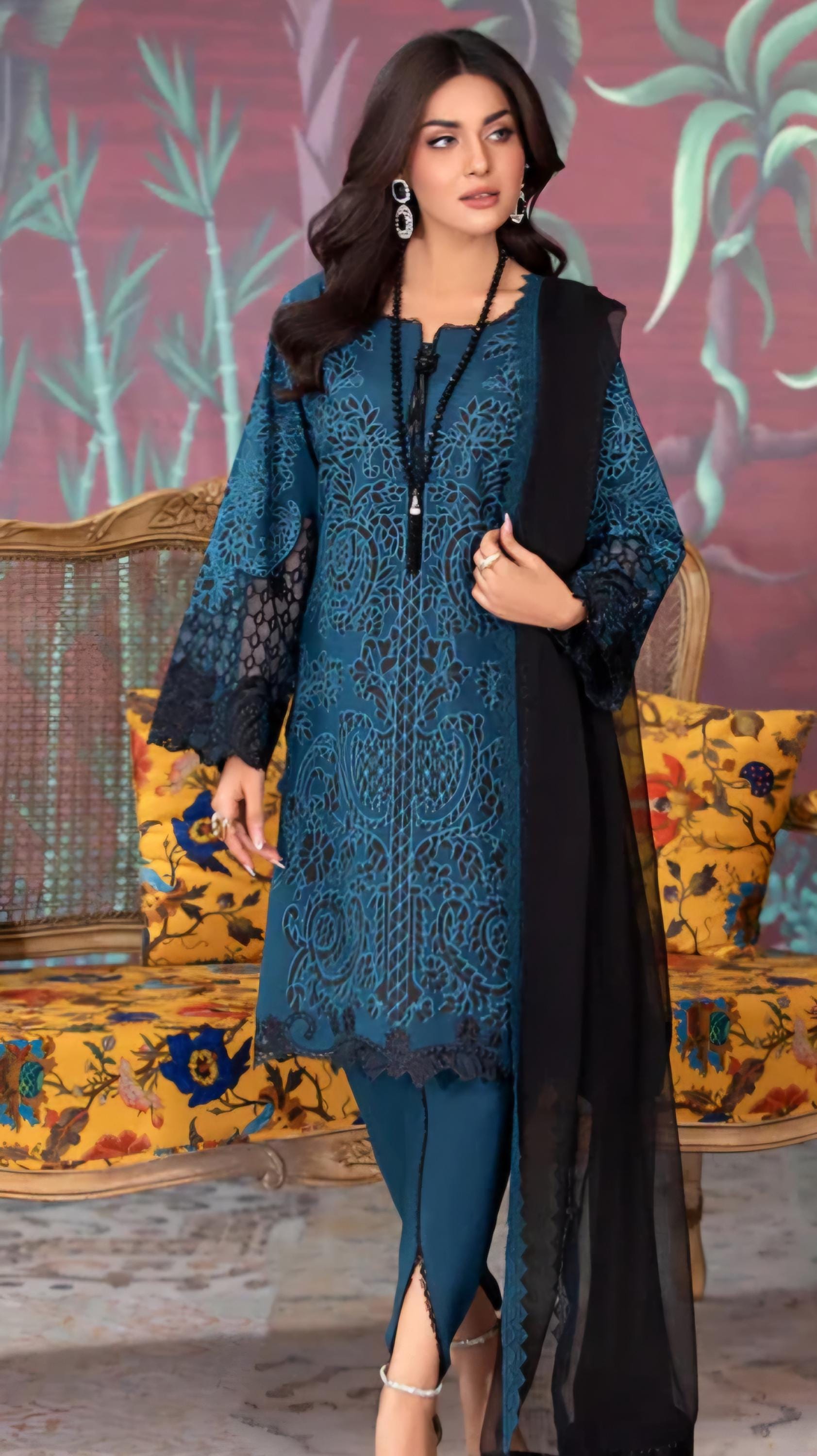 Embroidered Viscose Salwar Kameez: Pakistani Digital Print Designer Suit