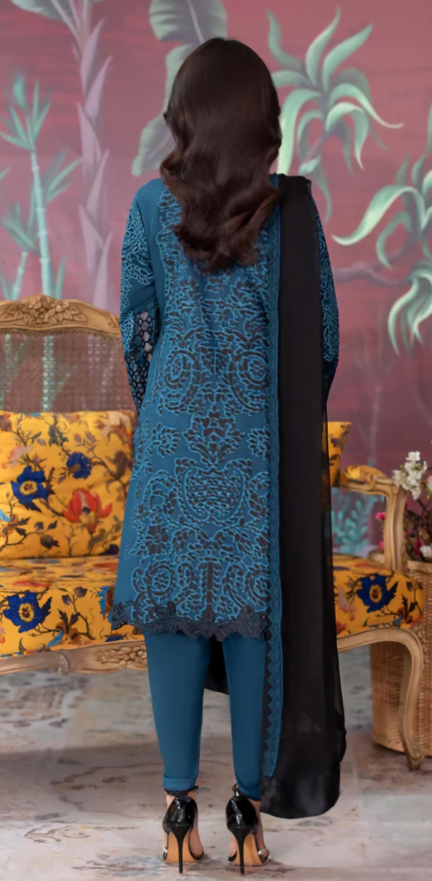 Embroidered Viscose Salwar Kameez: Pakistani Digital Print Designer Suit