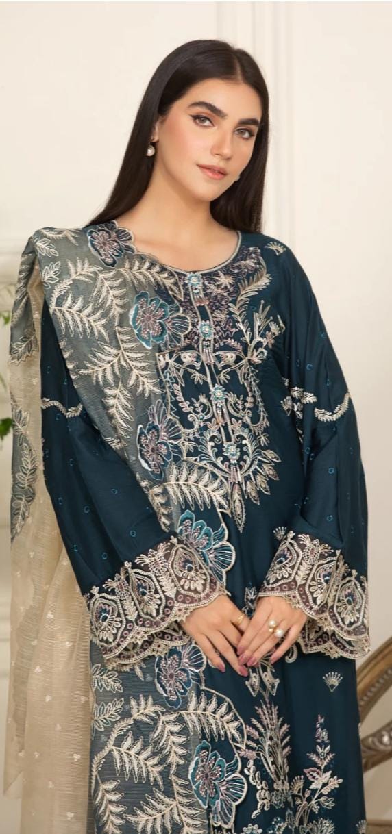 Embroidered Viscose Pakistani Suit: Designer Kameez, Dupatta & Shalwar