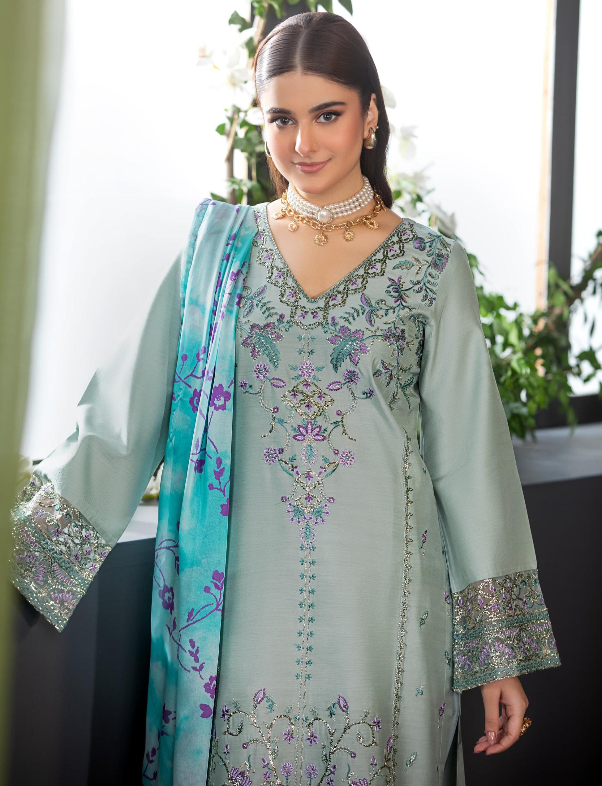 Embroidered Viscose Pakistani Suit: Digital Print Dupatta, Party Wear