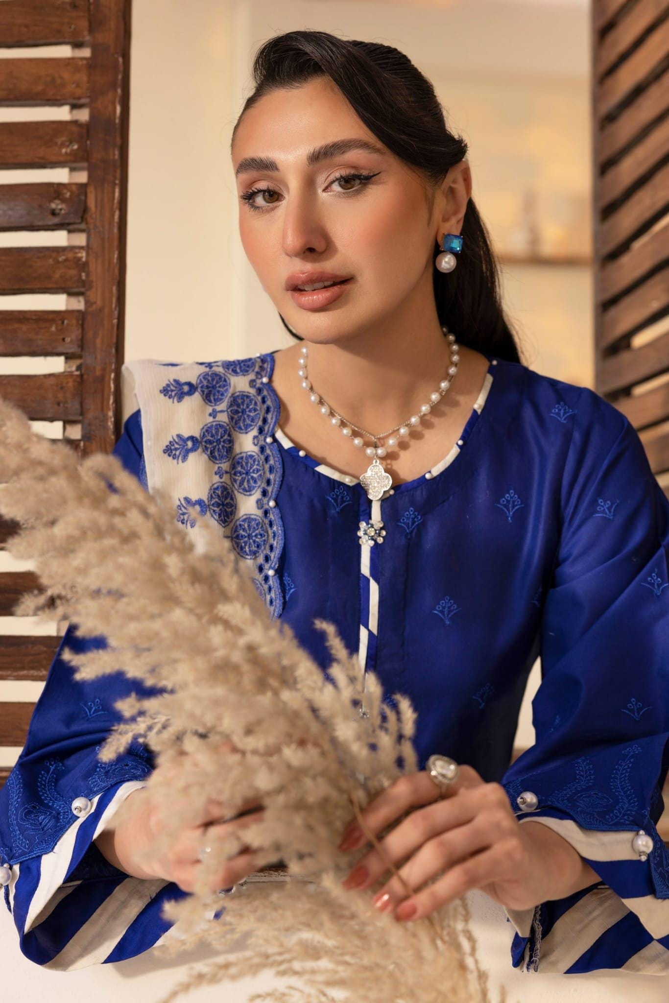 Embroidered Pakistani Salwar Kameez: Digital Print Lawn Suit