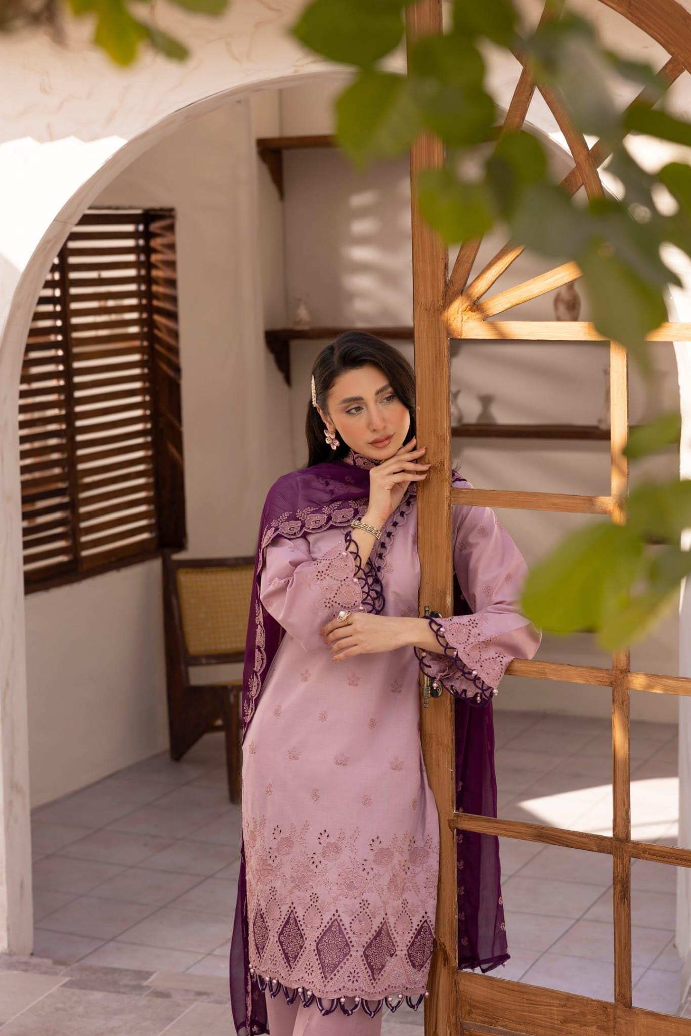 Embroidered Pakistani Salwar Kameez: Digital Print Lawn Suit