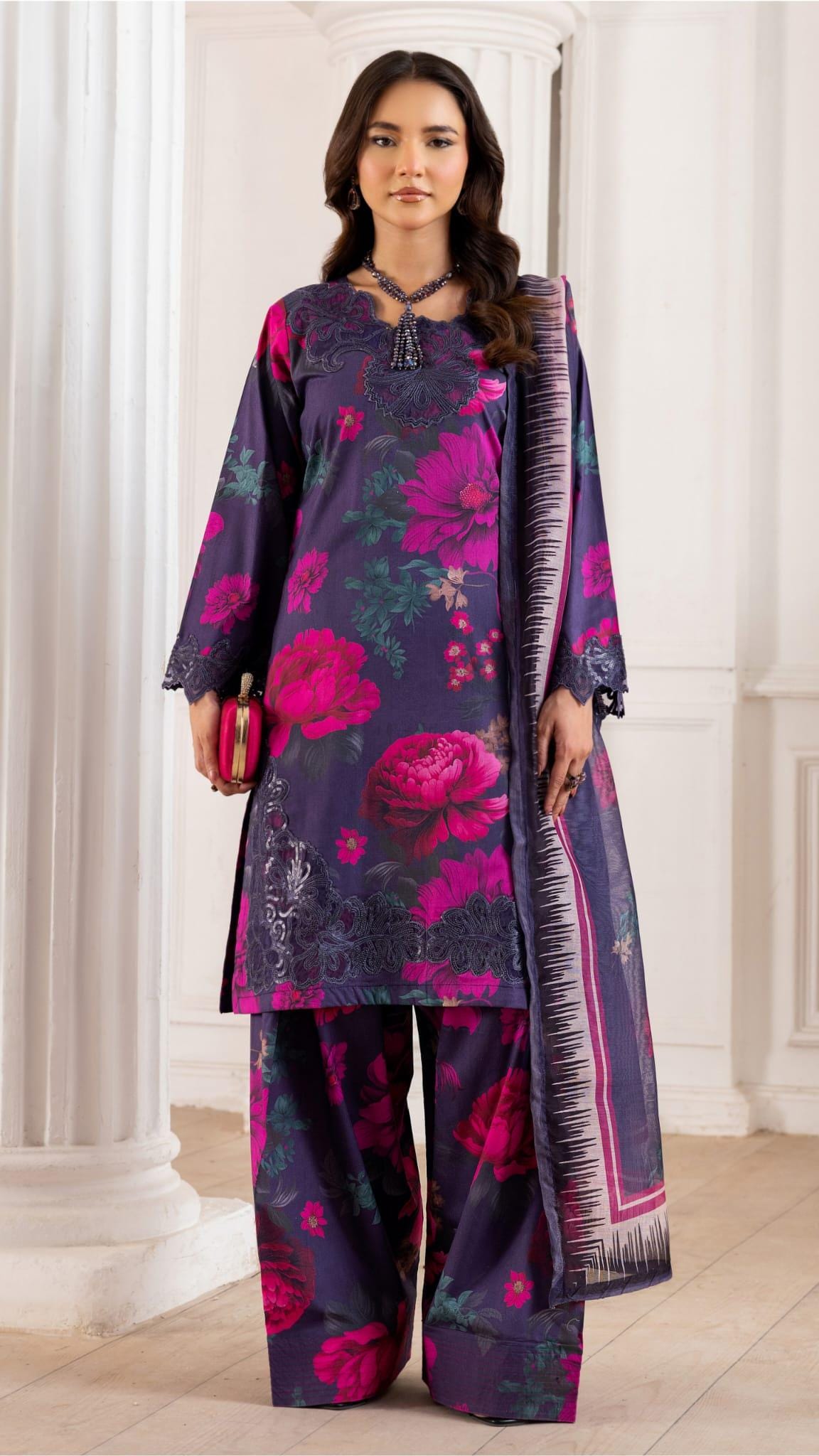 Embroidered Pakistani Salwar Kameez: Digital Print Lawn Suit