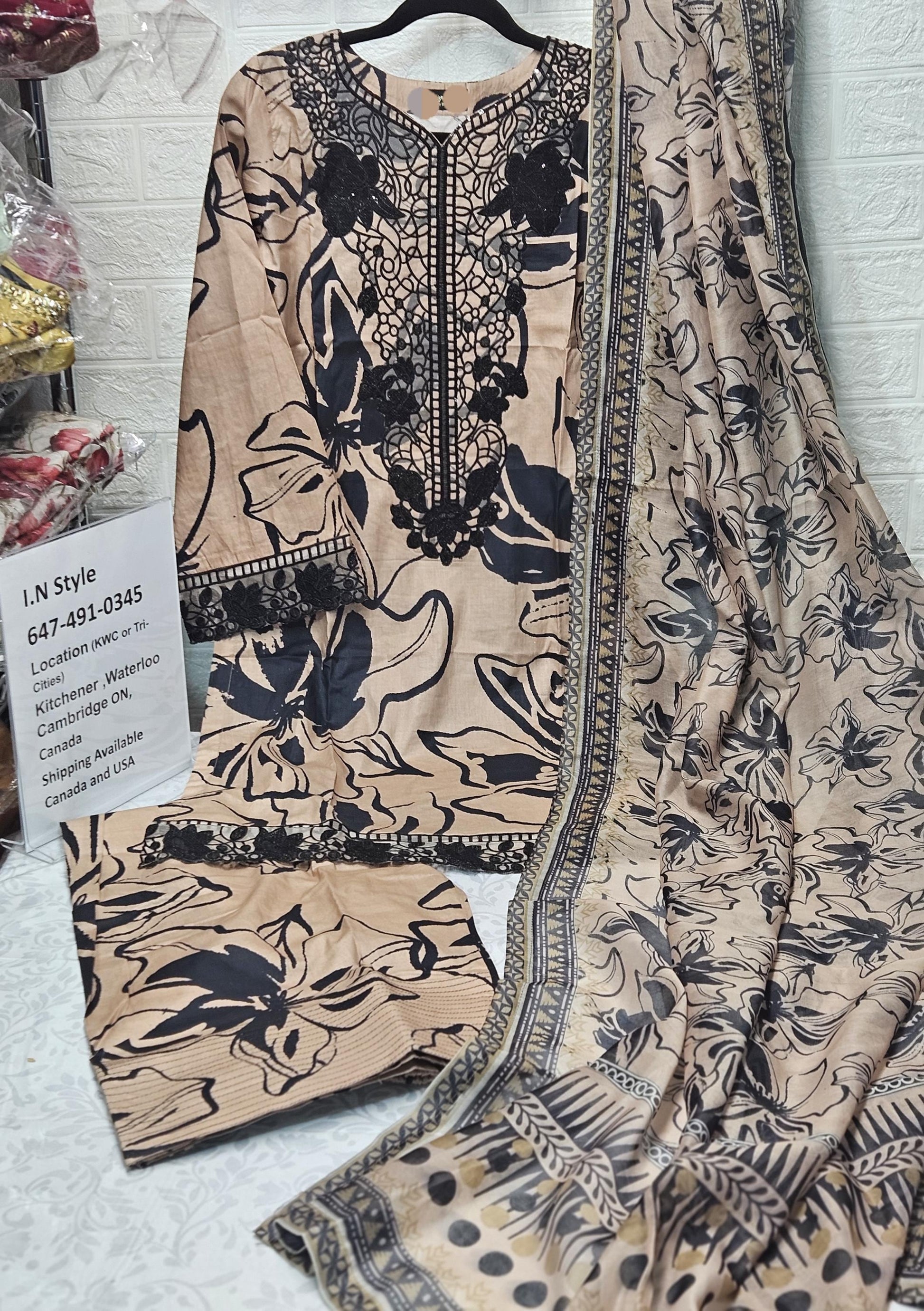 Embroidered Pakistani Salwar Kameez: Digital Print Lawn Suit
