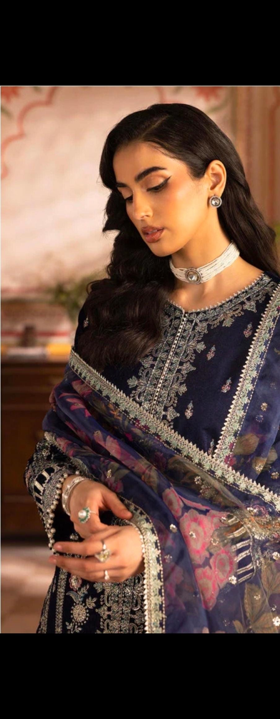 Velvet Luxury Salwar Kameez: Pakistani Wedding Guest Outfit