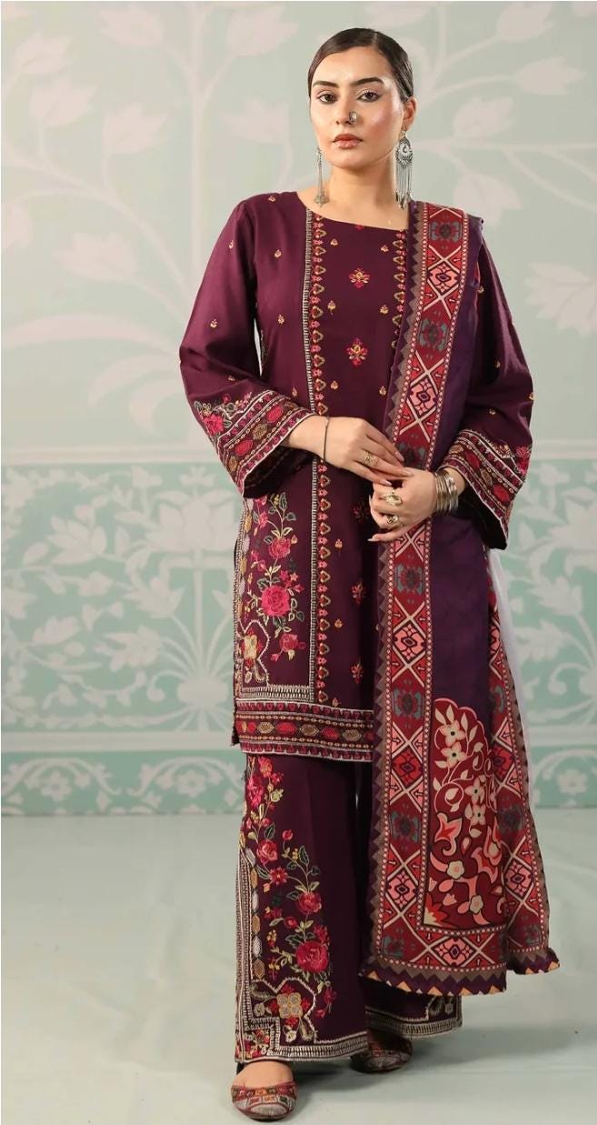 Dhanak Luxury Salwar Kameez: Pakistani Wedding Guest Outfit