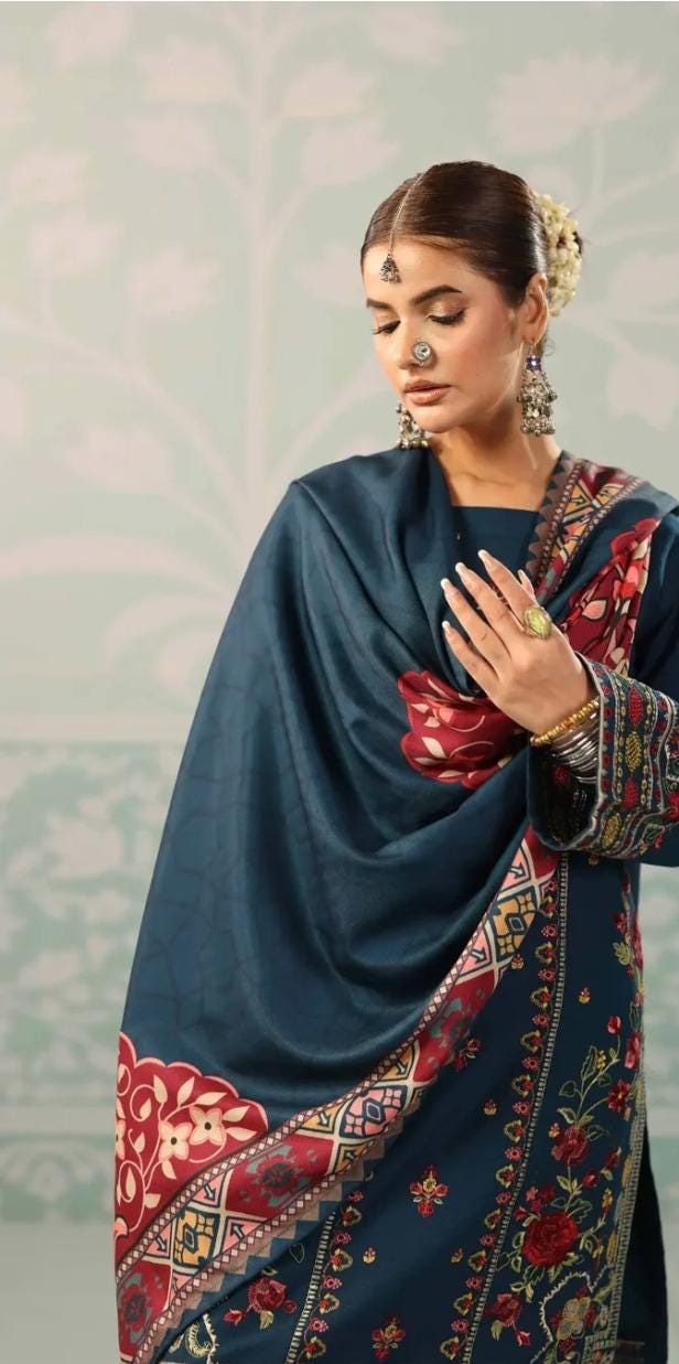 Dhanak Luxury Salwar Kameez: Pakistani Wedding Guest Outfit