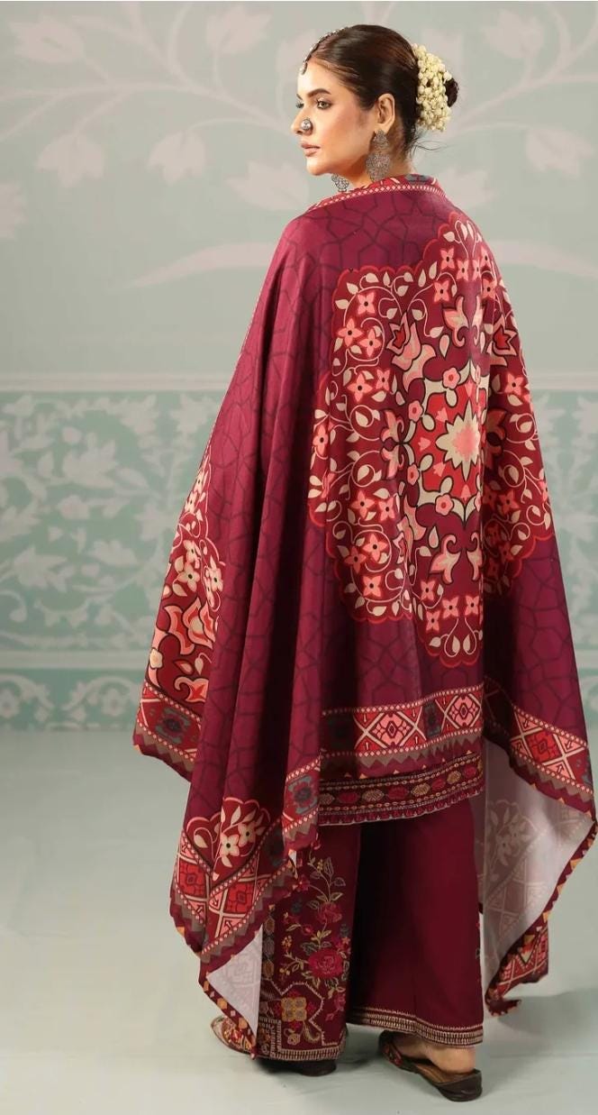 Dhanak Luxury Salwar Kameez: Pakistani Wedding Guest Outfit